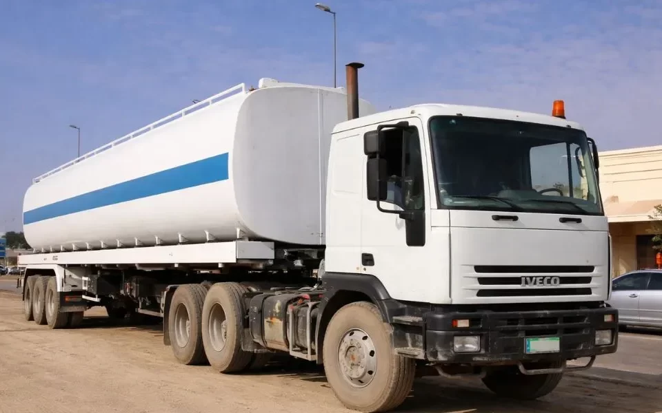 Drinking Water Tanker vs Non-Drinking Water Tanker What’s the Difference